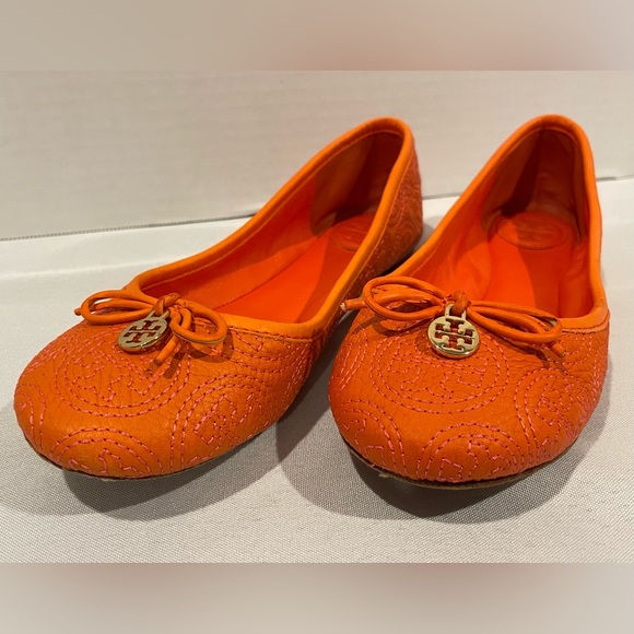 TORY BURCH Chelsea Pink Stitched Logo Ballerina Flat Orange Women’s Size 6.5 - Picture 2 of 8